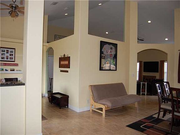 5th image of 6140 NW Gaylord Ter
