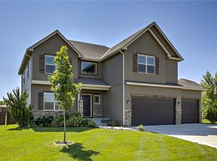 1058 SW Conch Way, Blue Springs, MO 64064