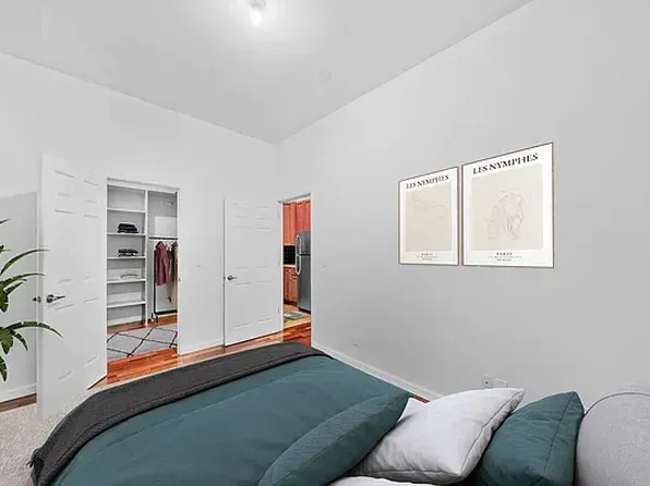 166 Kingsland Avenue image 6 of 8