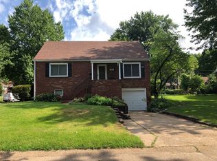 8669 Belhaven Dr, Saint Louis, MO 63114
