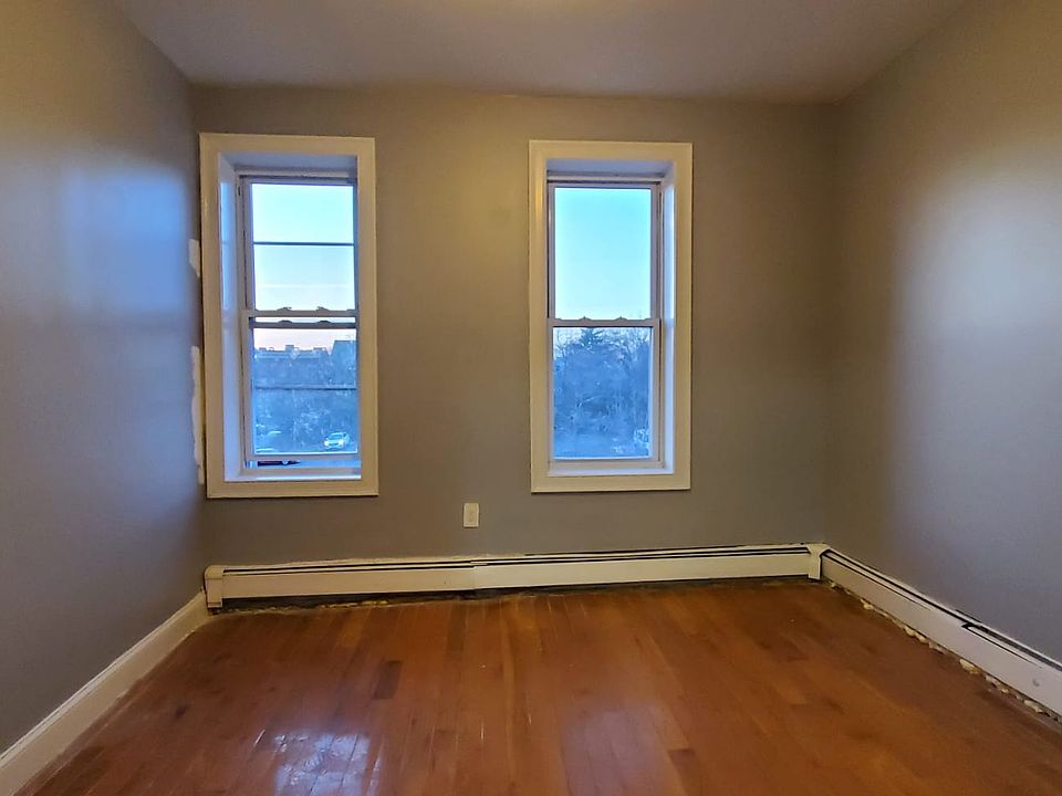 548 Avenue C Apartment Rentals Bayonne, NJ Zillow