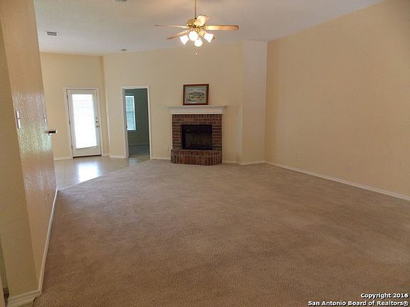 4th image of 9655 Emerald Pl
