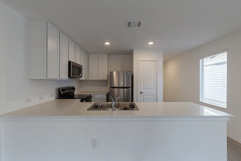 3 bed, 1266 sqft, $1,500 — Photo 4