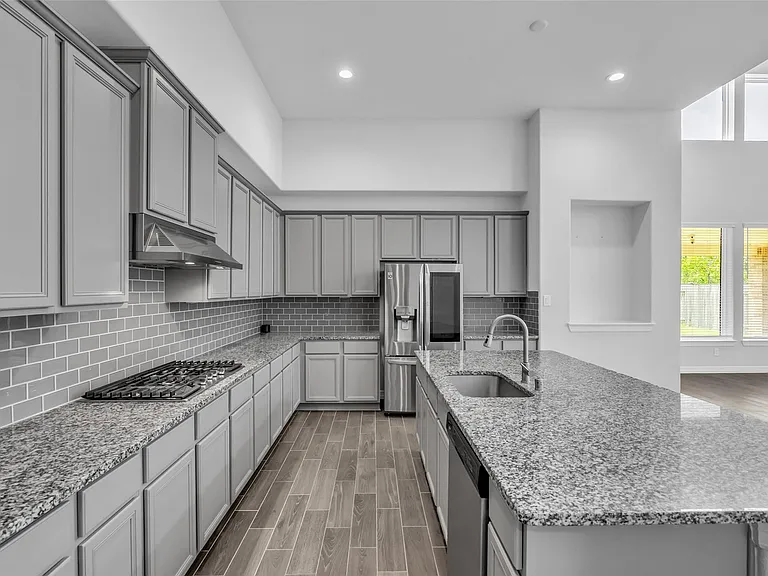 2115 Jitterbug Ln — Photo 6