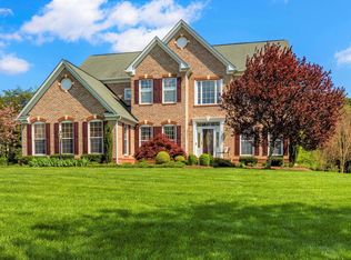 42352 Astors Beachwood Ct, Chantilly, VA 20152