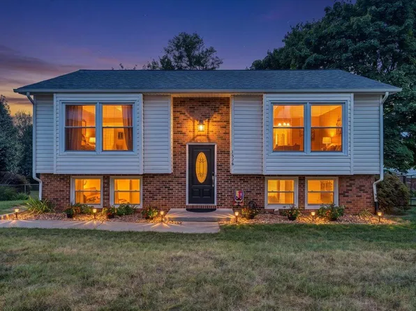 1526 Poplar Ave, Salem, VA 24153