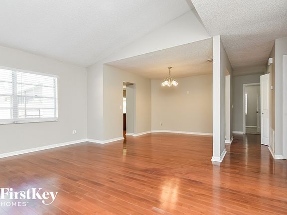 5th image of 15807 Cottontail Pl