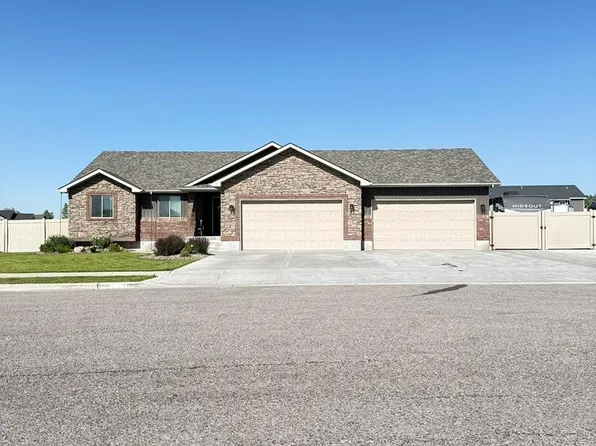 5503 Lakefield Cir, Idaho Falls, ID 83406