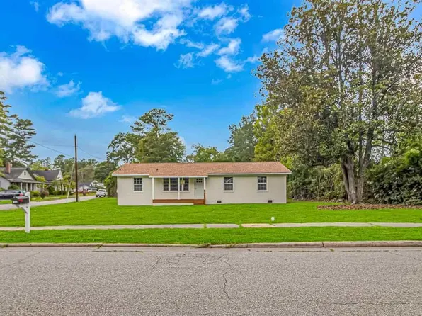 304 Dunlop St, Marion, SC 29571