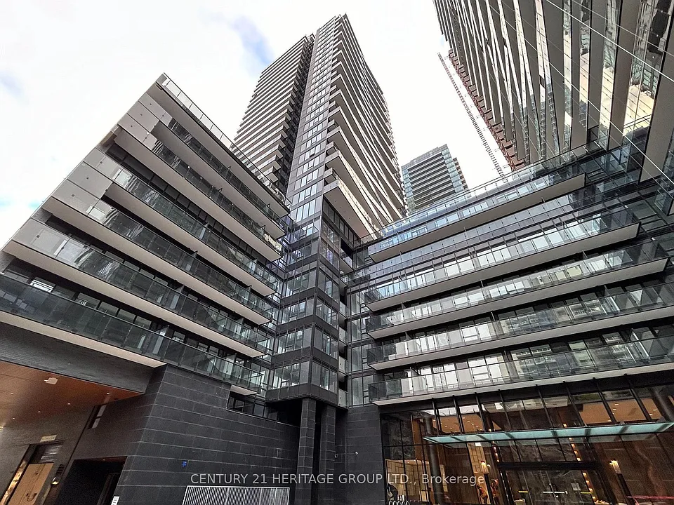 127 Broadway Ave #808