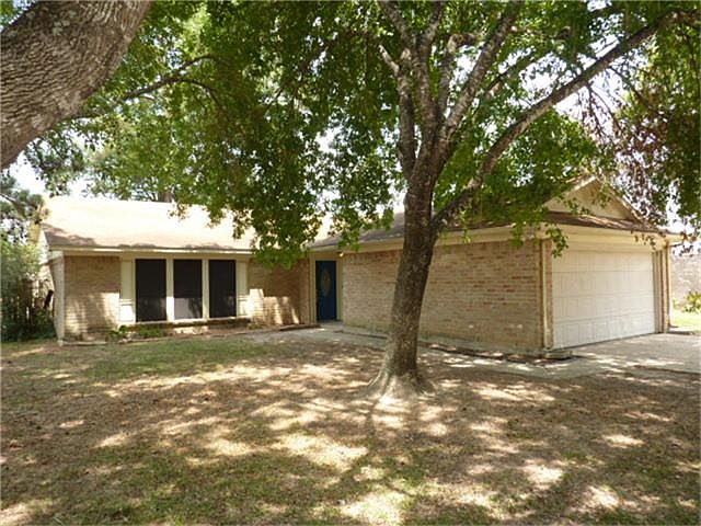 1st image of 15826 Quill Dr
