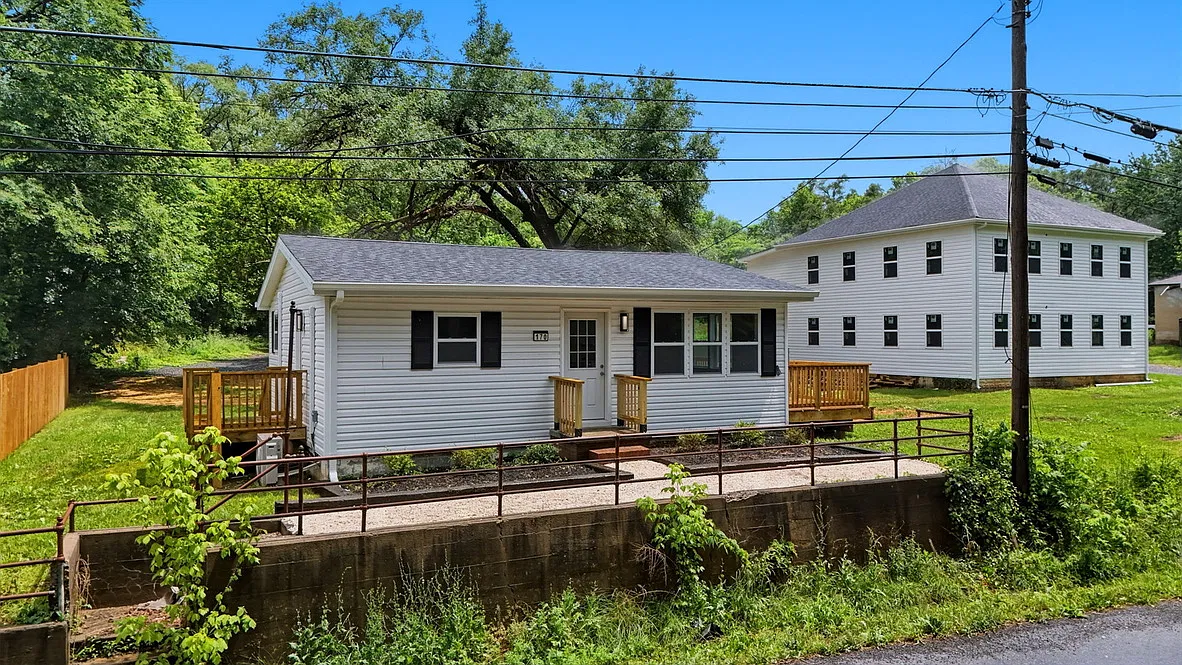 170 Kearneysville Pike - 1 — Photo 1