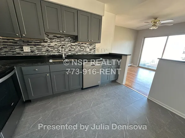 1639 Oakwood Ave, Des Plaines, IL