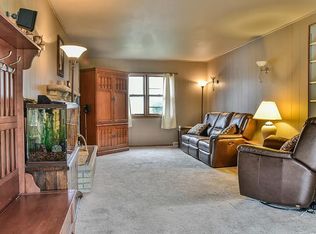 929 E Laflin Ave, Waukesha, WI 53186