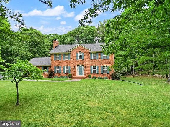 5th image of 4554 Canter Ln