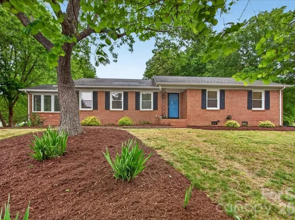 6219 Welford Rd, Charlotte, NC 28211