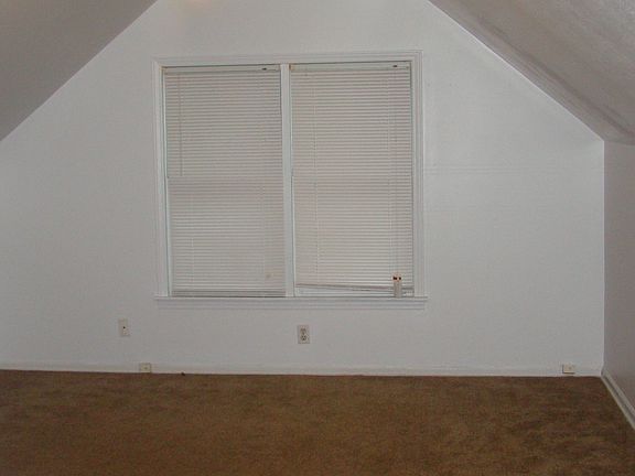2nd image of 121 Redner Ave