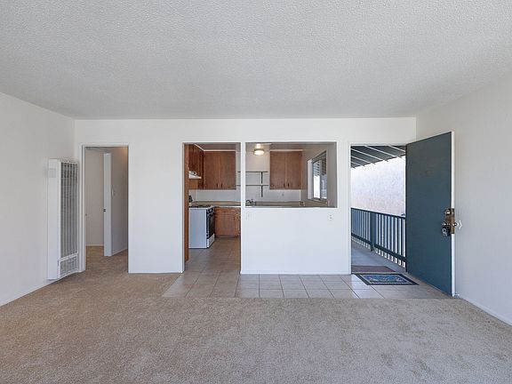 5th image of 137 Simi Ave