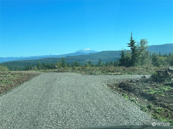 329 Trailblazer Lane, Castle Rock, WA 98611