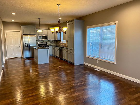 Kitchen & Dining Room
