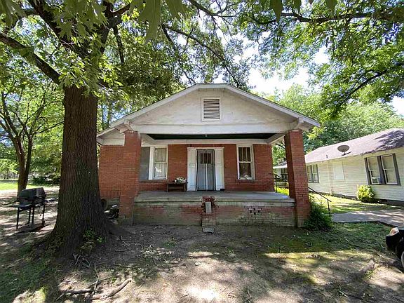 2nd image of 603 Melton St