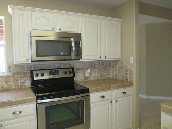 4th image of 14741 Dasmarinas Dr