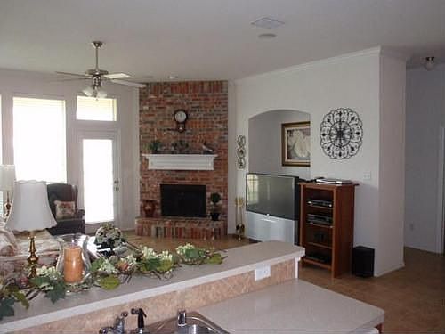 4th image of 165 Portales Dr