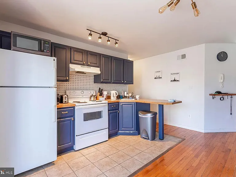 3826 Lancaster Ave #2 — Photo 6