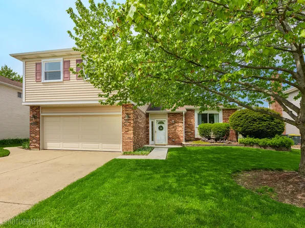 1291 Big Horn Trl, Carol Stream, IL 60188