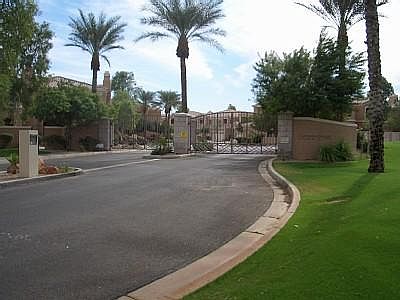 5th image of 3800 S Cantabria Cir #1