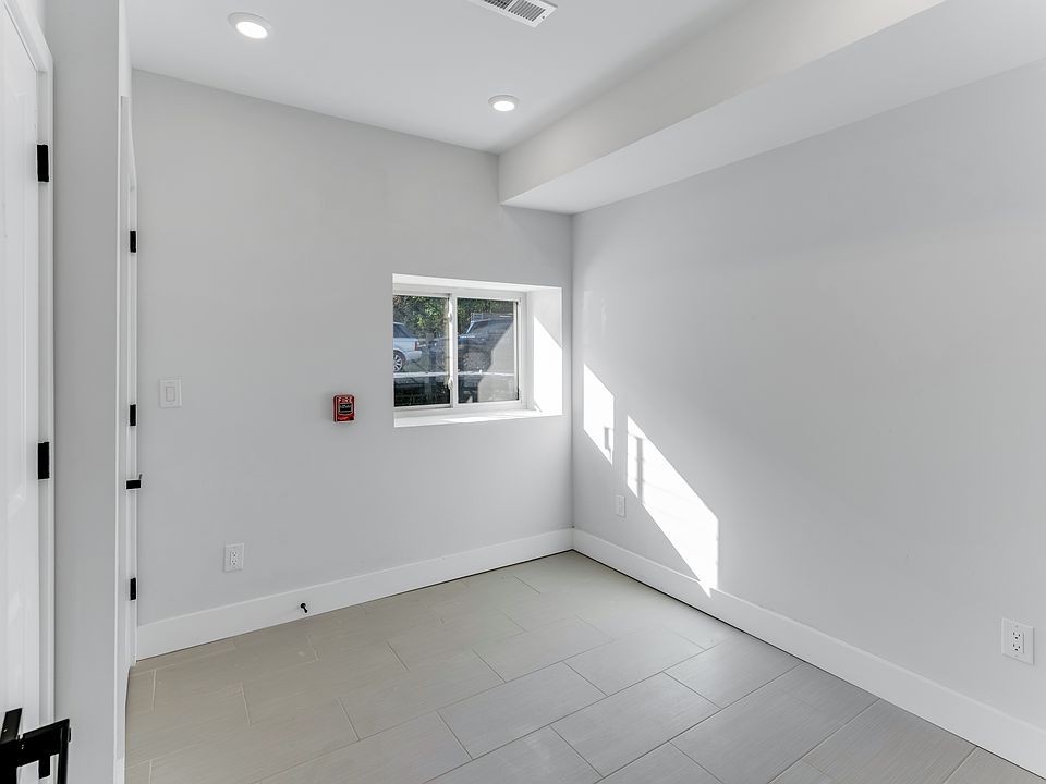 1st image of 709 N 42nd St #307A