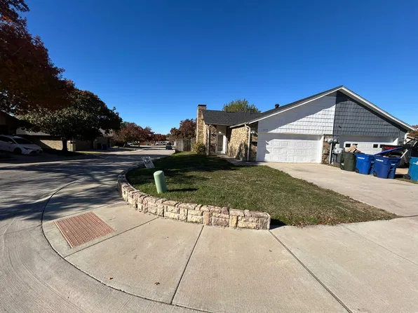 2270 Jackson Cir, Carrollton, TX 75006