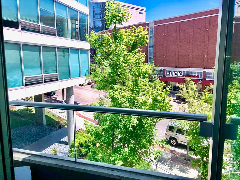 1720 Maple Ave #204 — Photo 9