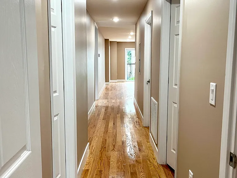 298 Ridgewood Ave — Photo 9