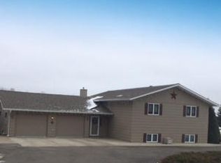 4928 Western Way, Williston, ND 58801