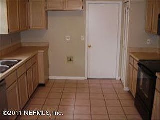 3rd image of 1025 Seabreeze Ave