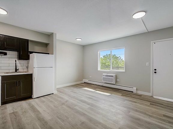3rd image of 7121 Samuel Dr #7141-306
