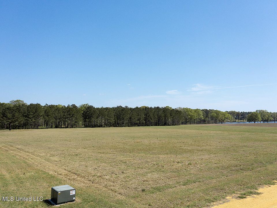 2nd image of LOT 4 Lenora Dr Lot 4