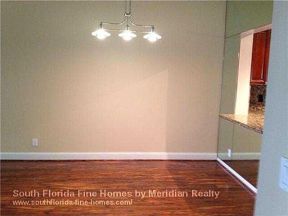4th image of 1913 SW 15th St APT 24