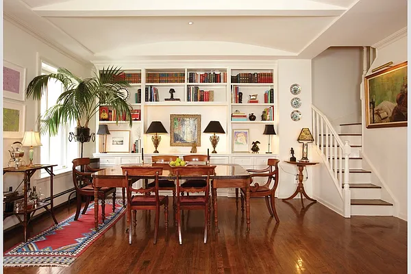 Sold by Stribling | media 14