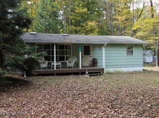130 Towanda Trl, Pocono Lake, PA
