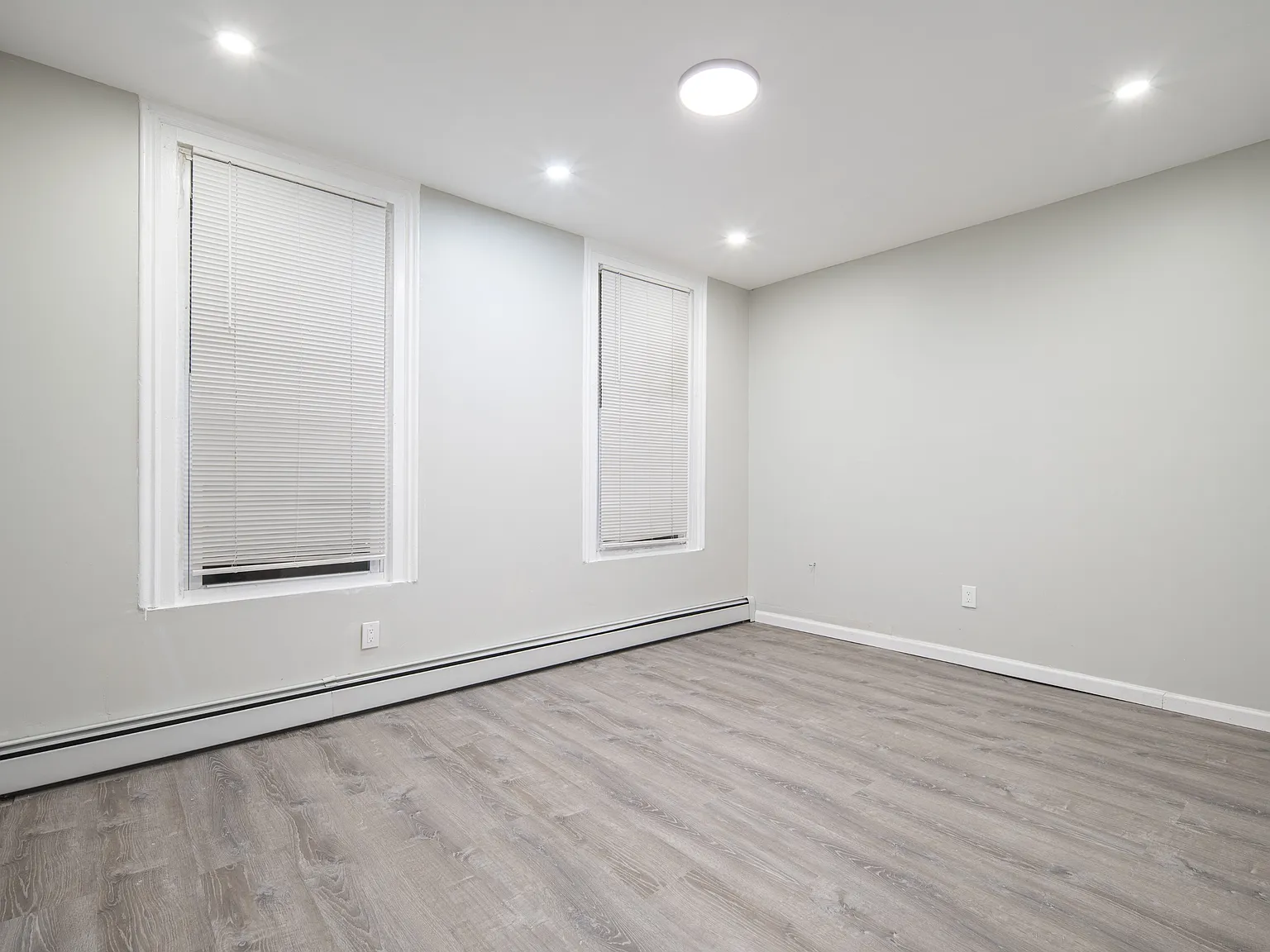 1820 Highland Avenue - 1 — Photo 2