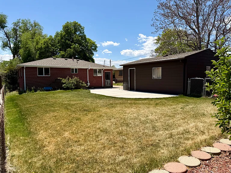 3465 W Arkansas Ave — Photo 40
