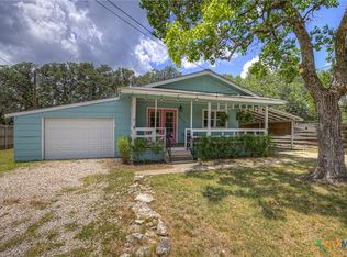 1685 Lakeview Dr, Canyon Lake, TX 78133