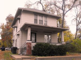 808 SW 3rd St, Topeka, KS 66603