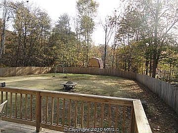 4th image of 24 Hickory Ln