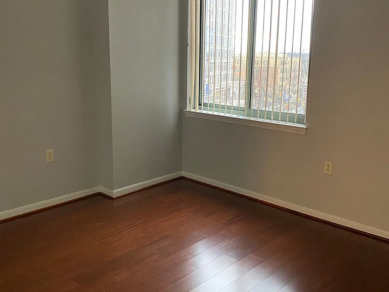 851 N Glebe Rd #503 — Photo 16