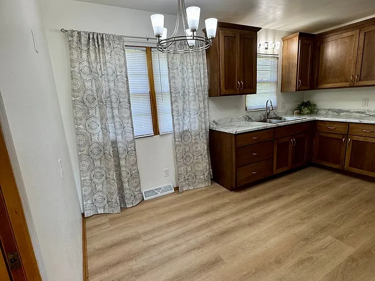 900 Cataract Ave — Photo 4