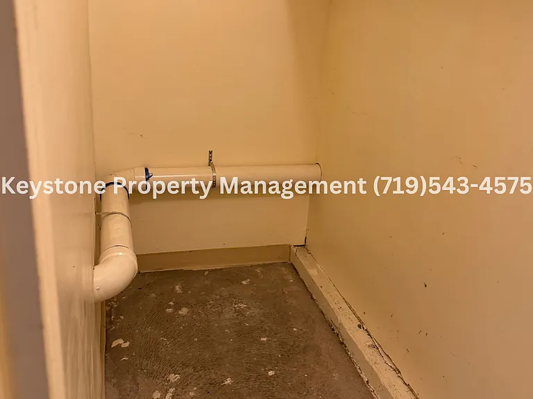 1410 Carteret Ave — Photo 16