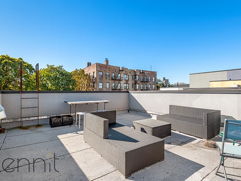 816 Saint Johns Pl #GARDEN — Photo 16
